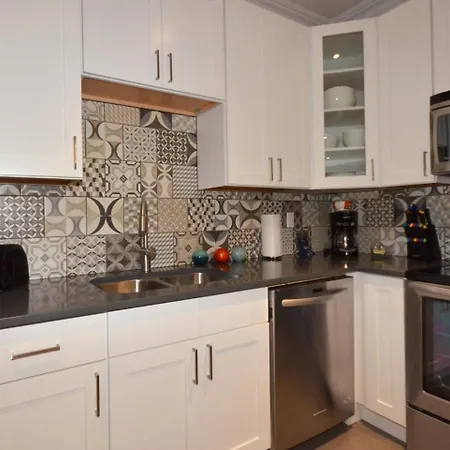 The Soma Furnished Residences Hamilton Exterior photo