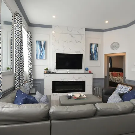 The Soma Furnished Residences Hamilton Exterior photo